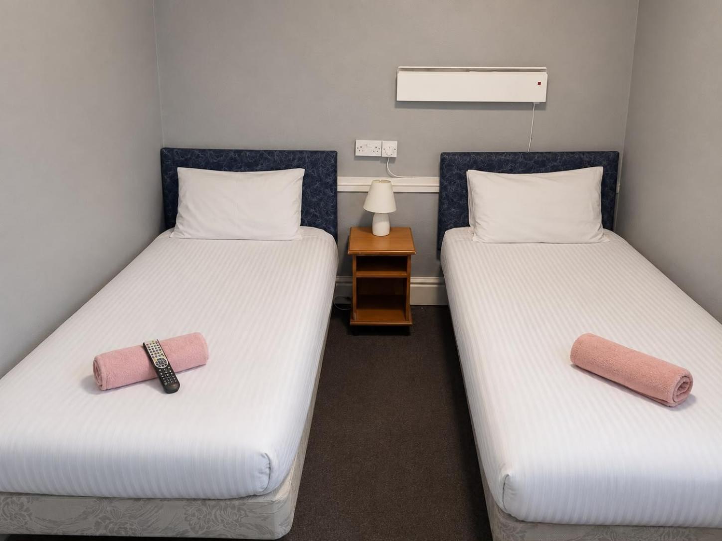 Economy Twin Room